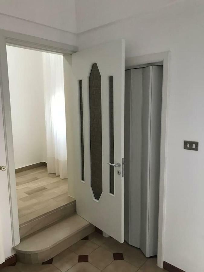 Casa Vacanze Affitti Brevi "Porta Nuova" Locorotondo Exterior foto
