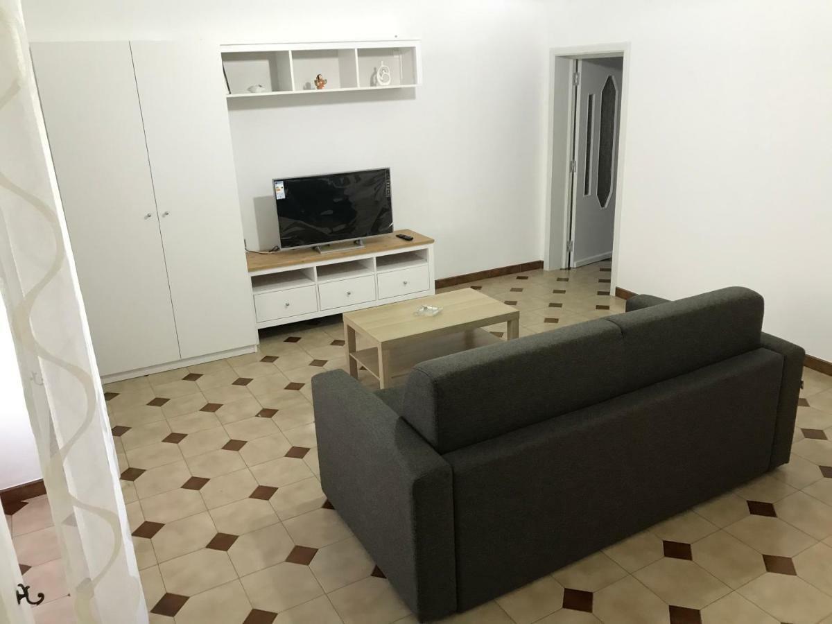 Casa Vacanze Affitti Brevi "Porta Nuova" Locorotondo Exterior foto
